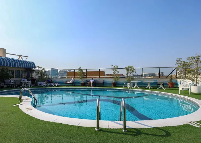 Aavri Hotel